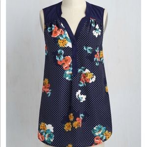 Sleeveless tunic in floral dots (ModCloth)